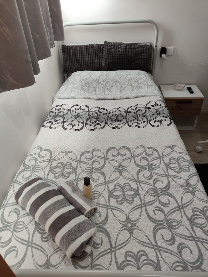 Room In Calafell Tarragona Tourist Area - Calafell