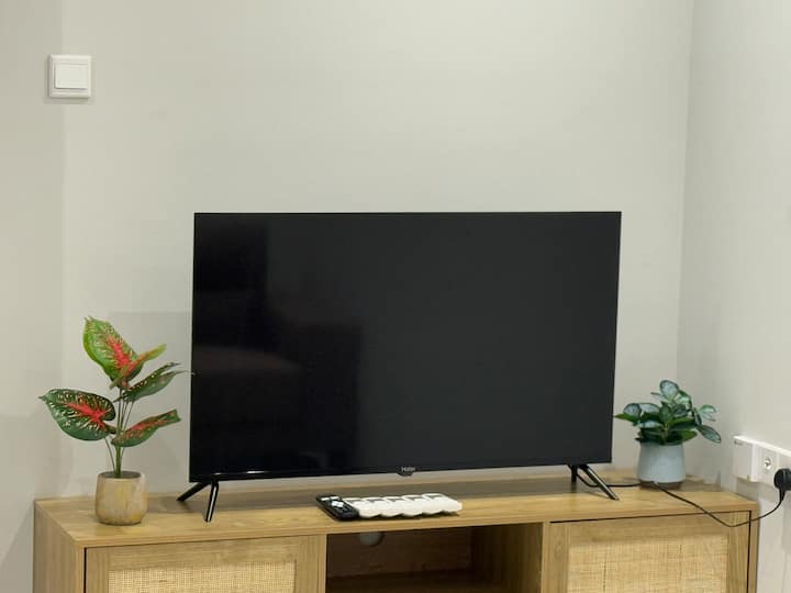4 Room | Nearvivacity|tvbox | 2carpark| 6 Bed-muji - Kuching
