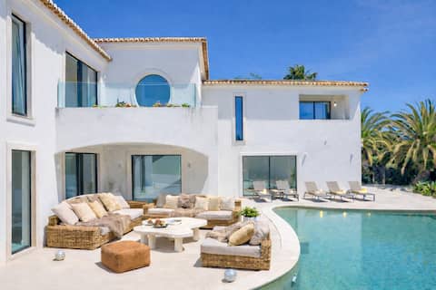 Luxe Sea Views Smart Villa Luz Bliss