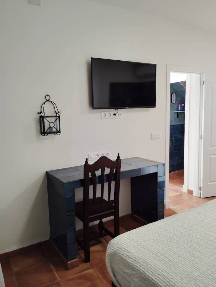 55-inčni televizor marke Sony najnovije generacije.