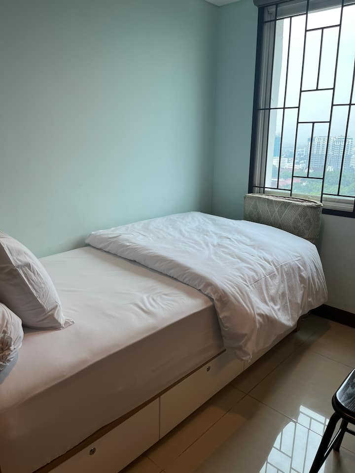 غرفة النوم 2