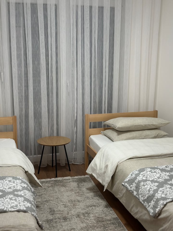 غرفة النوم 2