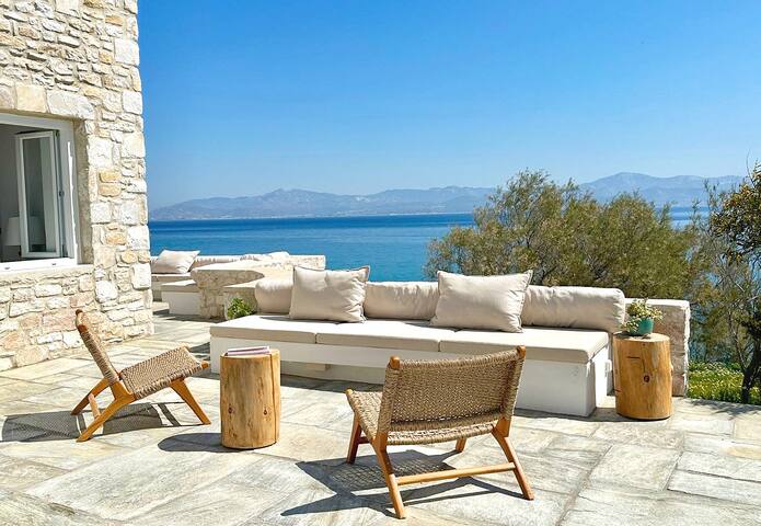 VillaMessadaParos 1stline on the sea swimming pool gallery image 2