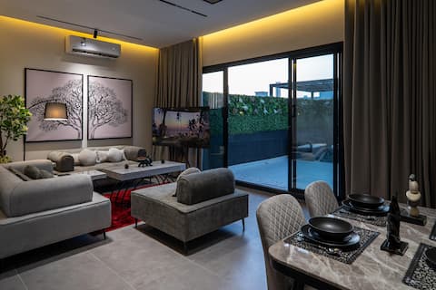AL-Eskan Roof 2BR