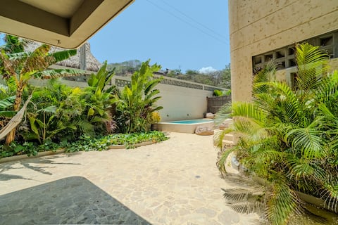 Relax Incredible Beach Villa with Pool, WiFi