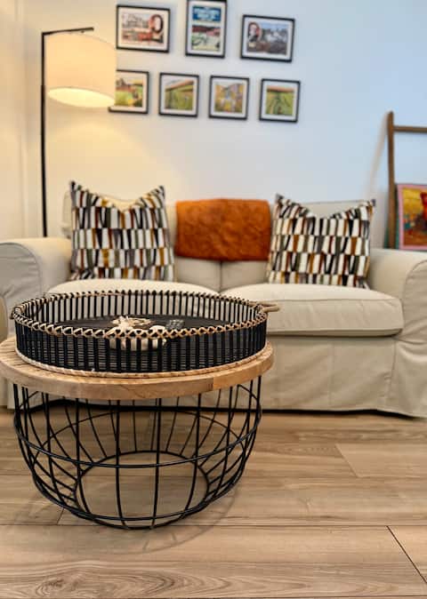 The Little House in Buggy Town - Downtown