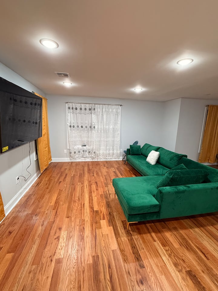 მისაღები სივრცე