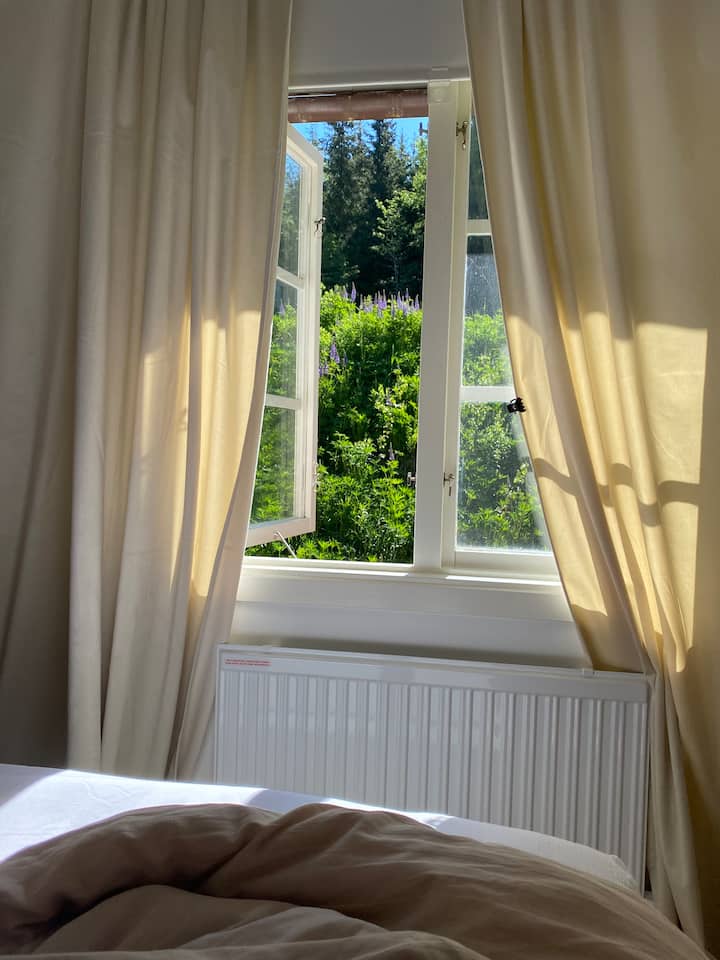 Dhomë gjumi 2