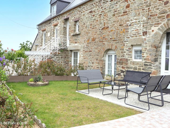 Gîte Saint-pierre-du-regard, 3 Pièces, 6 Pers. - Clécy