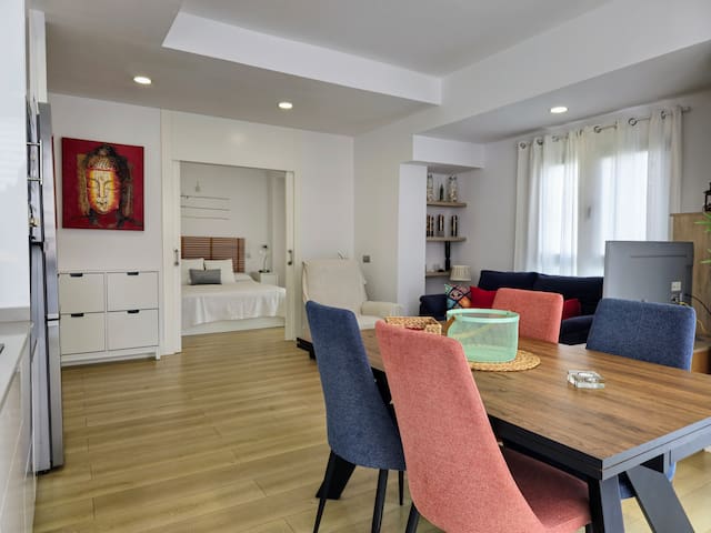 Henrypole managed Airbnb listing 3