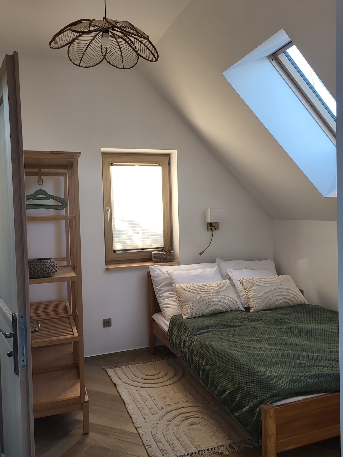 Cama doble 140 cm x 200 cm