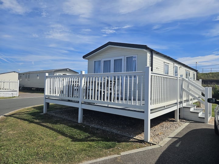 8 Berth Premium Beautiful Caravan - Camber Sands