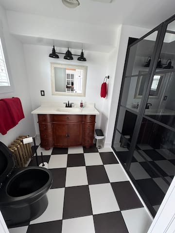 Red Farm managed Airbnb listing 1