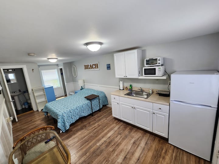 G St Inn Unit 2 - Hampton, NH