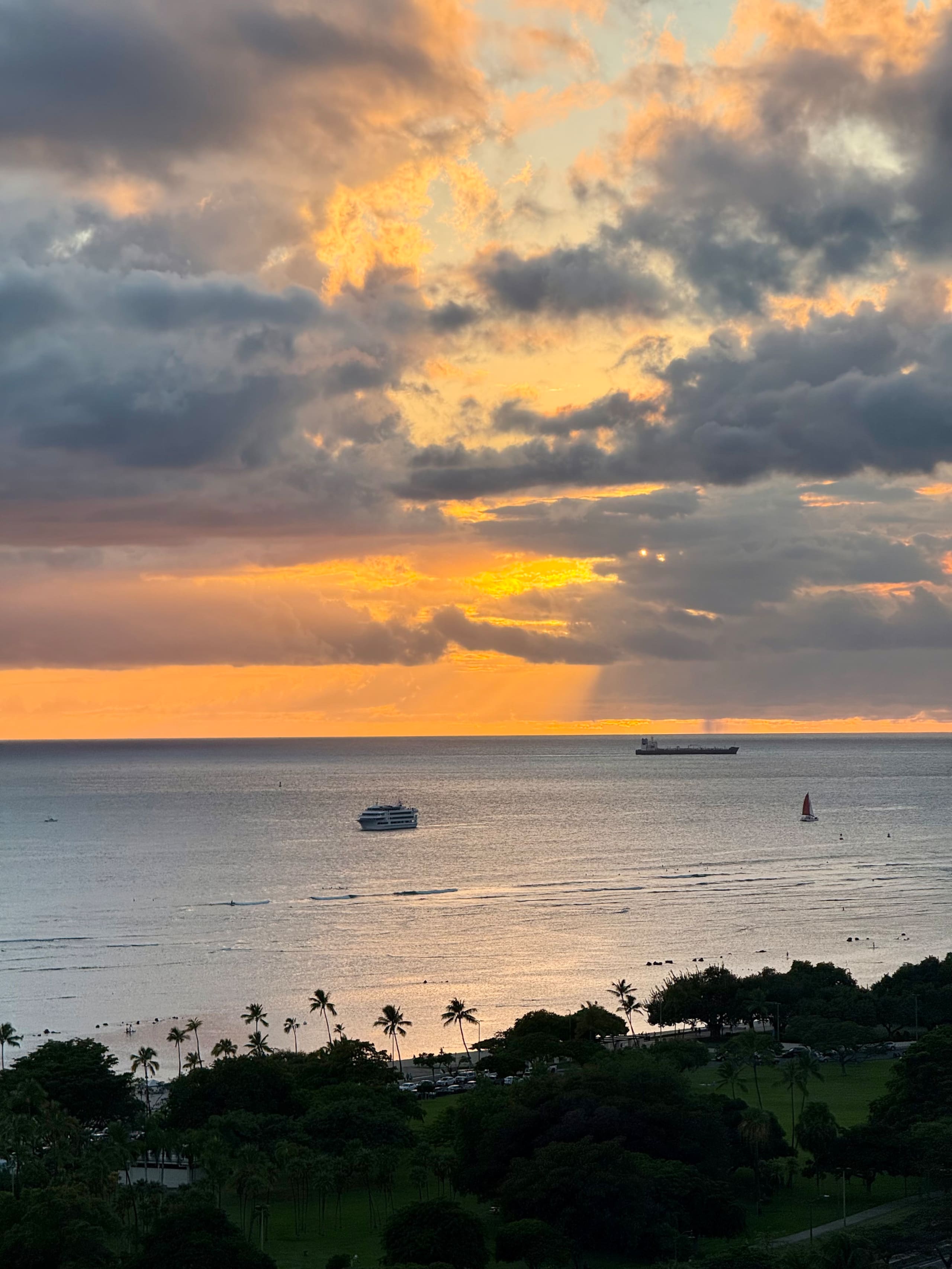 Hotel in Honolulu · ★4.76 · 1 bedroom · 2 beds · 1 private bath - Image 30