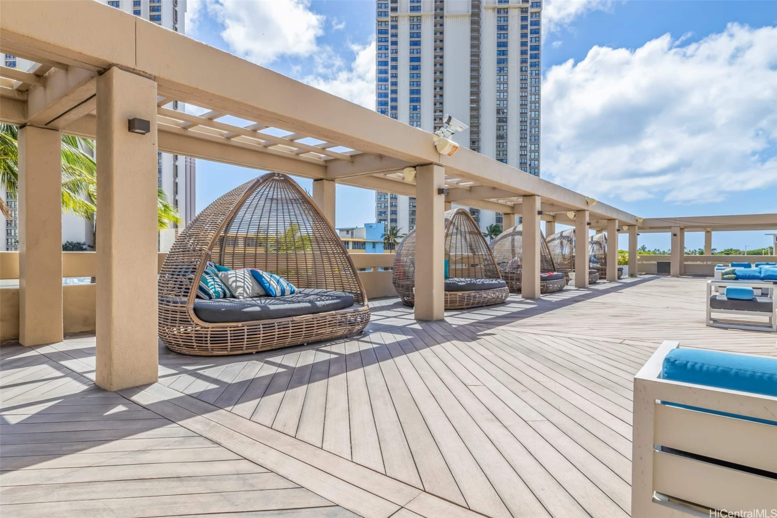 Hotel in Honolulu · ★4.76 · 1 bedroom · 2 beds · 1 private bath - Image 85