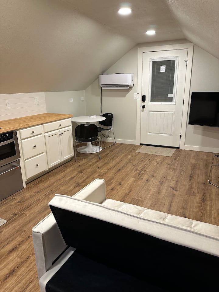 Guest House - Broken Arrow, OK