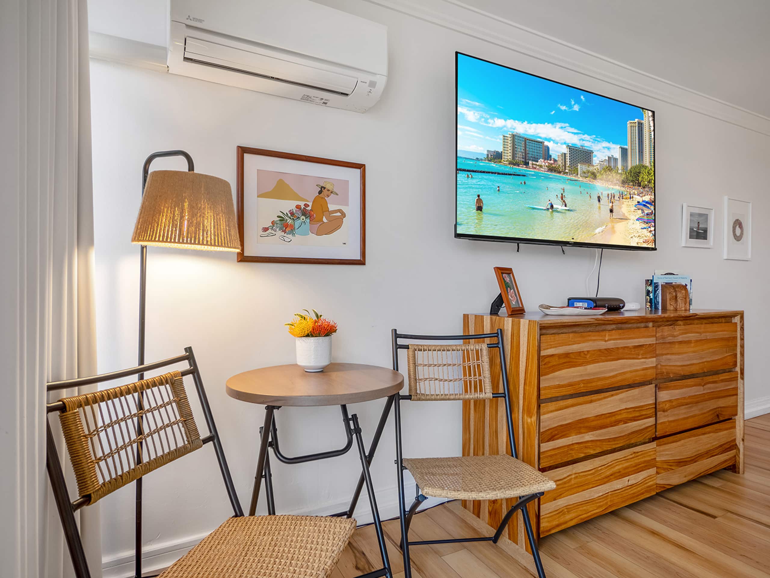 Hotel in Honolulu · ★4.89 · 1 bedroom · 1 bed · 1 private bath - Image 14