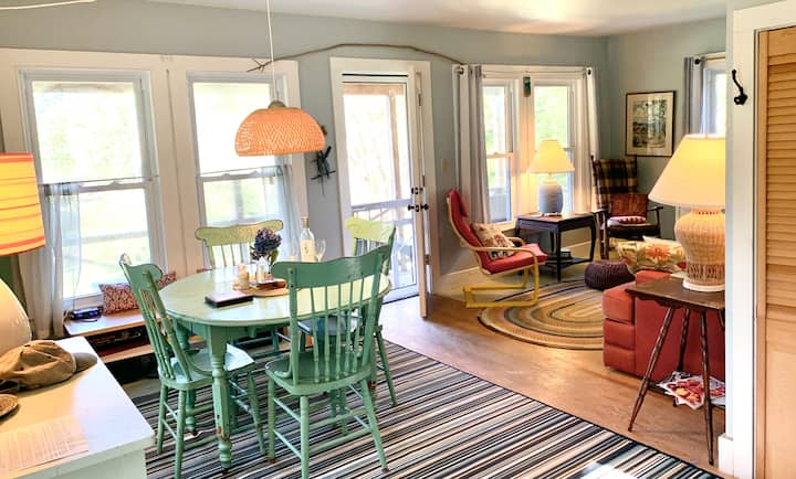 Maine Island Vacation Cottage - Long Island, ME