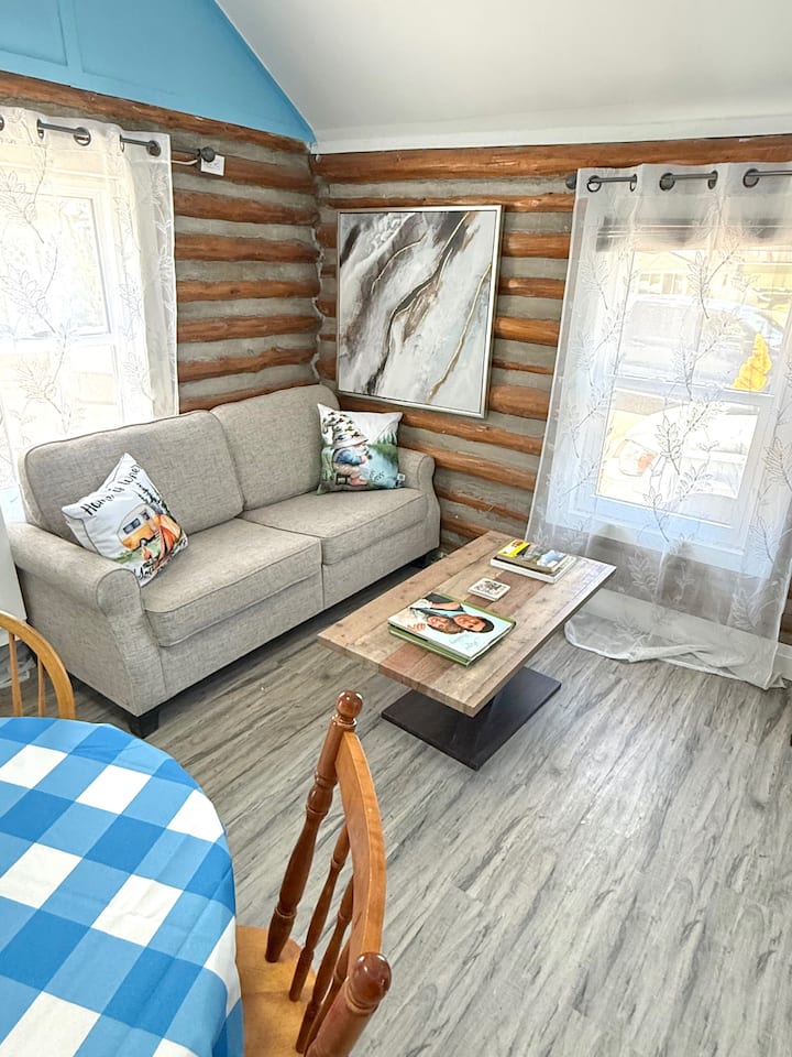 Elgin Cottages Unit 1 - Southampton, ON, Canada
