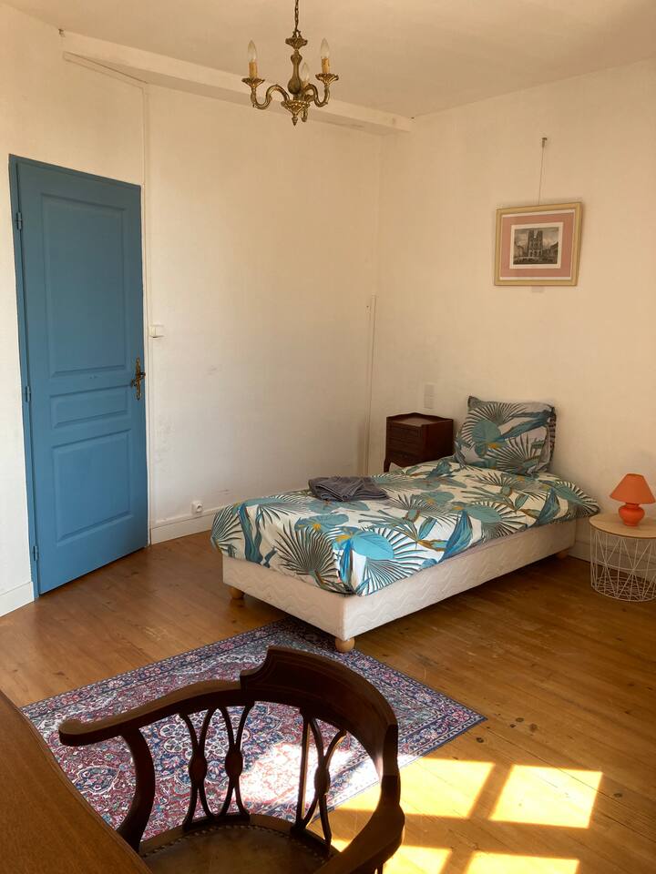 Dhomë gjumi 2