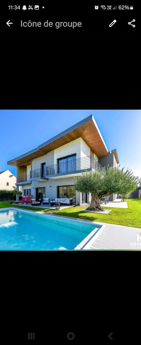 Luxury villa for rent