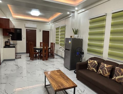 Quiet Bungalow • Safe & Private Parking