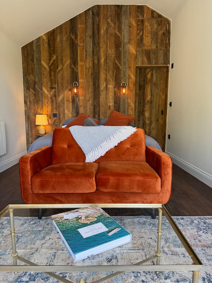 Luxury Cabin With Outdoor Bath, Sauna & Fireplace - Hampshire