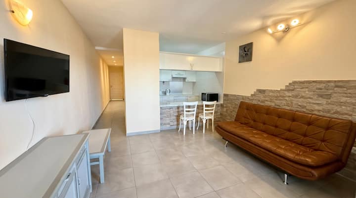 Oceanside Apartment In Medano. - El Médano