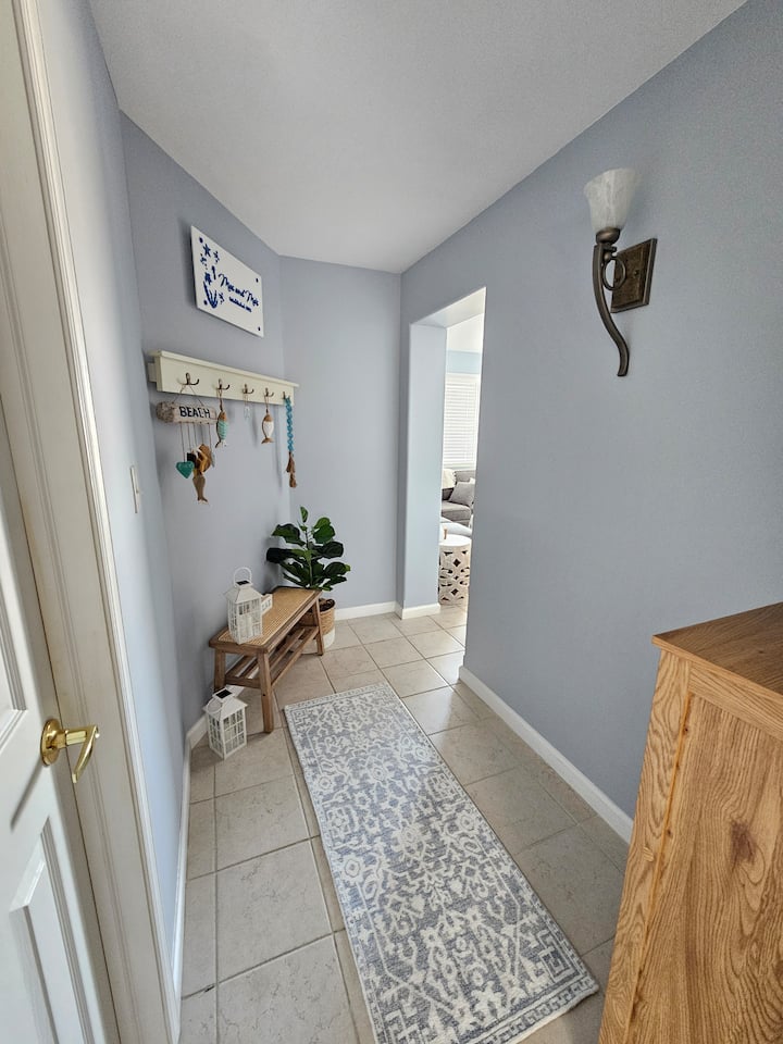 Norma B's by the Sea Beach Condo - Condominiums for Rent in North