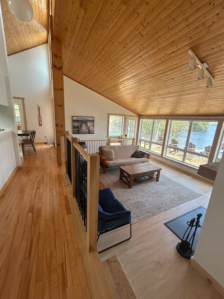 Lakefront Cottage In Parry Sound - Parry Sound