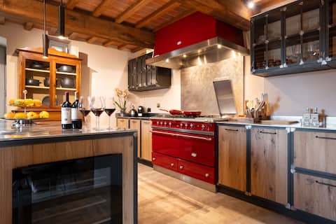 Fabulous villa in Chianti with garden, 4 bedrooms