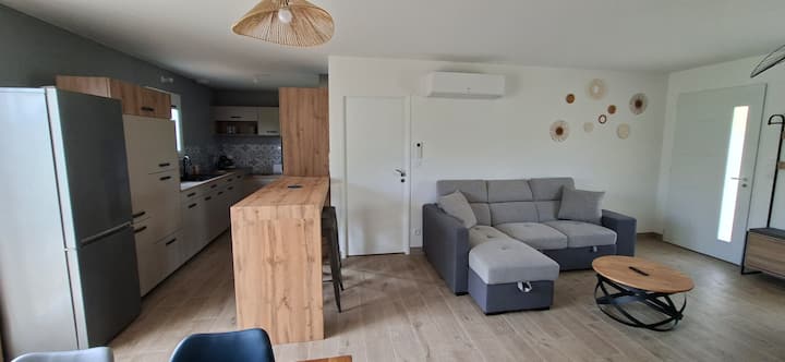 Villa La Vie Est Belle
9 Pers.
Jacuzzi, Vue Vallée - Lot-et-Garonne