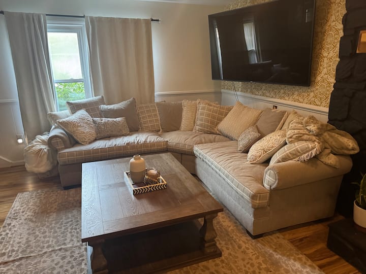 The Game & Gather House - Blacksburg, VA