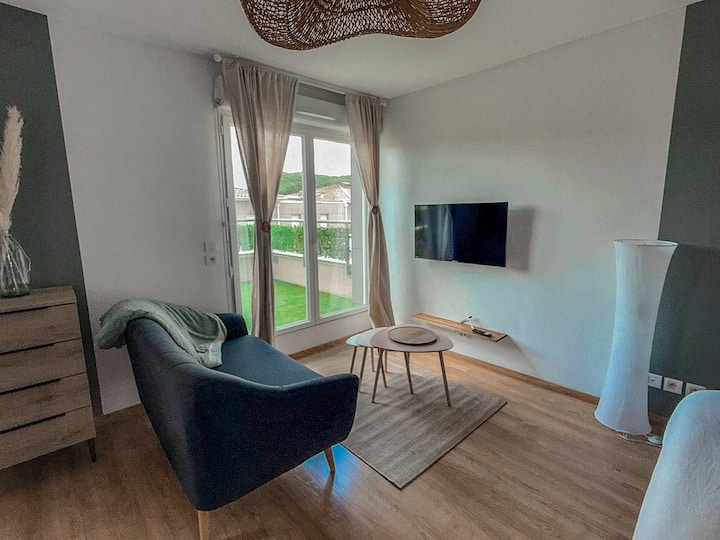Studio Lumineux - 2 Personnes - Grand Balcon - Bordeaux Mérignac Airport (BOD)