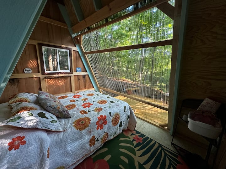 Wooded Bliss A Frame - Illinois