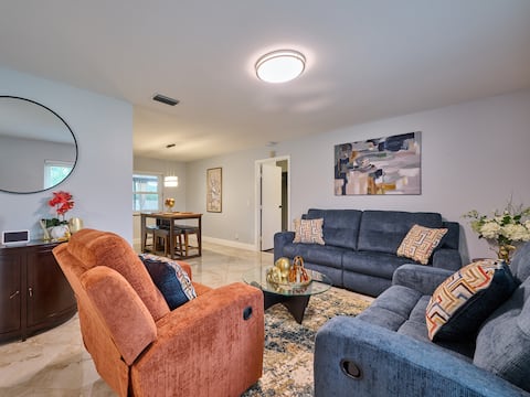 Top performing Airbnb: Cozy Summerhouse with Pool 3br in Wellington