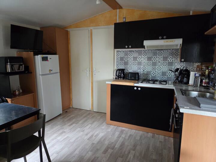 Bungalow 4/6 Personnes Dans Un Camping 3 * - Hourtin