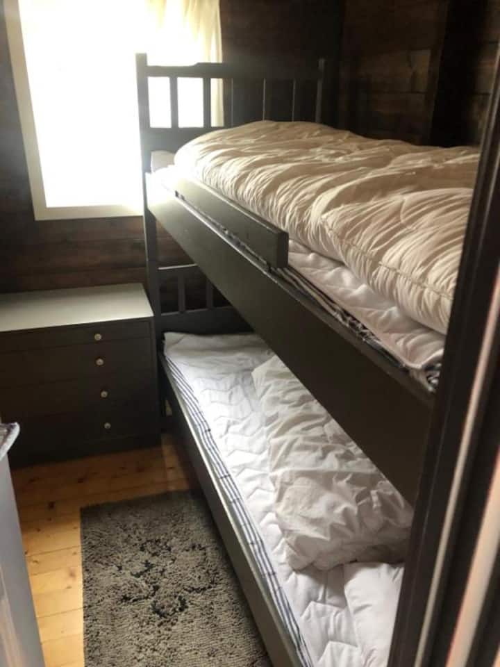 Dhomë gjumi 2