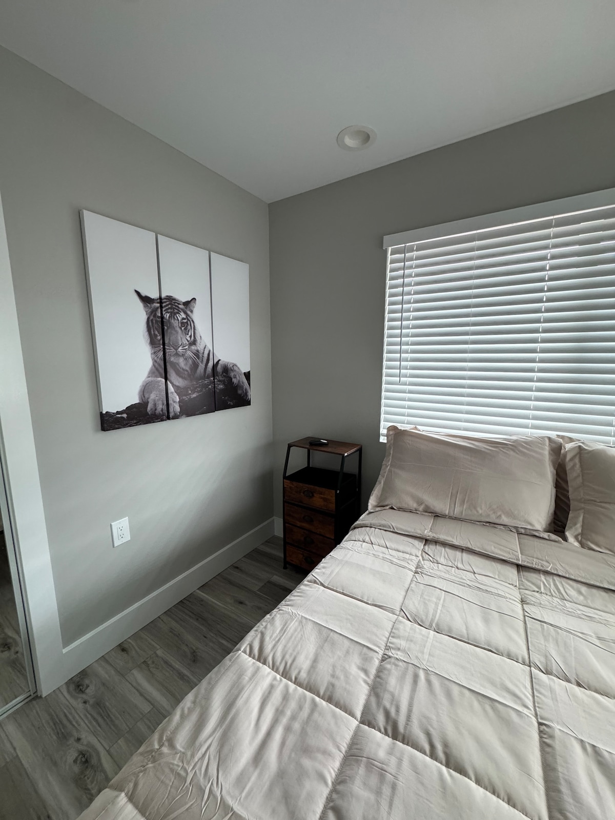 საძინებელი 3