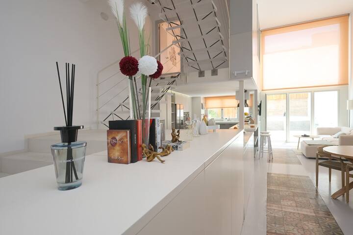 The perfect Mediterranean Dream+pool gallery image 4