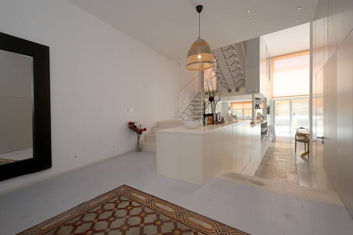 The perfect Mediterranean Dream+pool gallery image 3