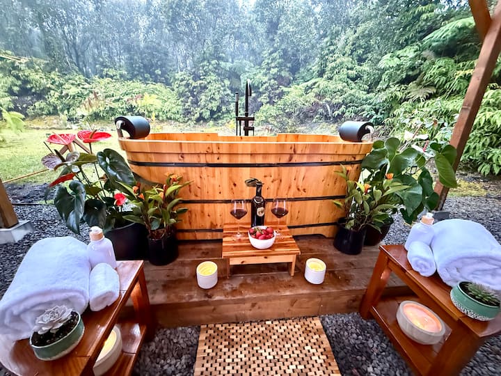 Volcano Teahouse Cottage 2 photo 1 in Volcano