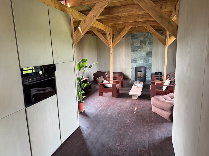 Karaktervol Dijkhuis Bij Natuur & Water - Hoorn