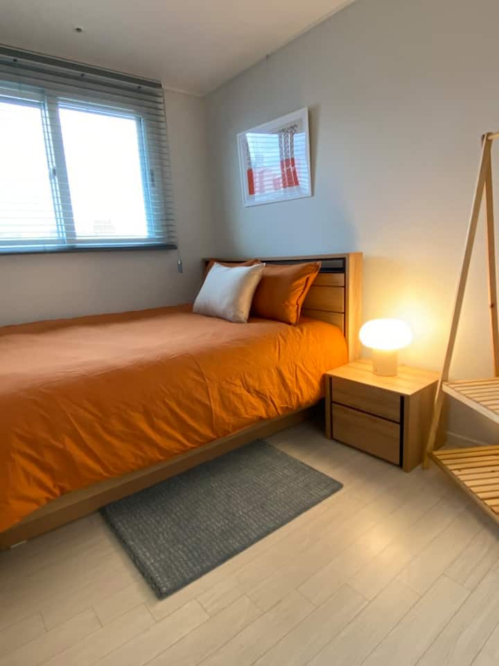 საძინებელი 1