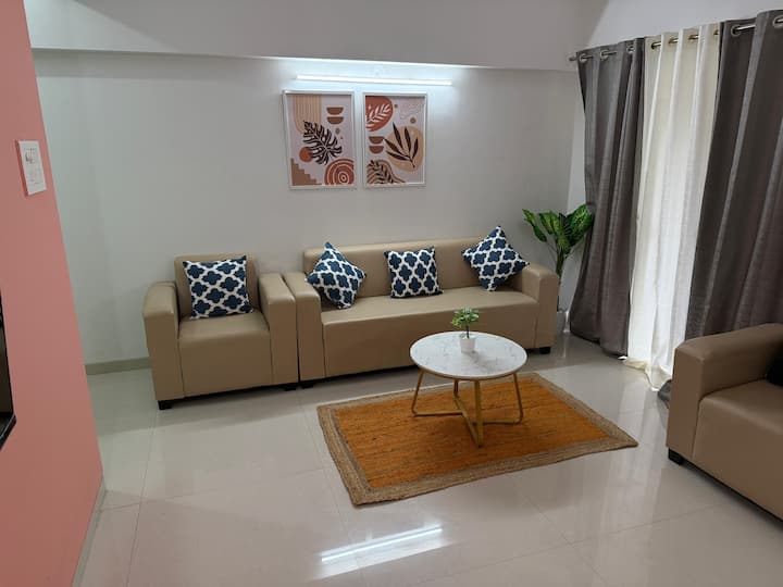 Tan 303: Private 3bhk Apt. Equipped. Spacious - Pune