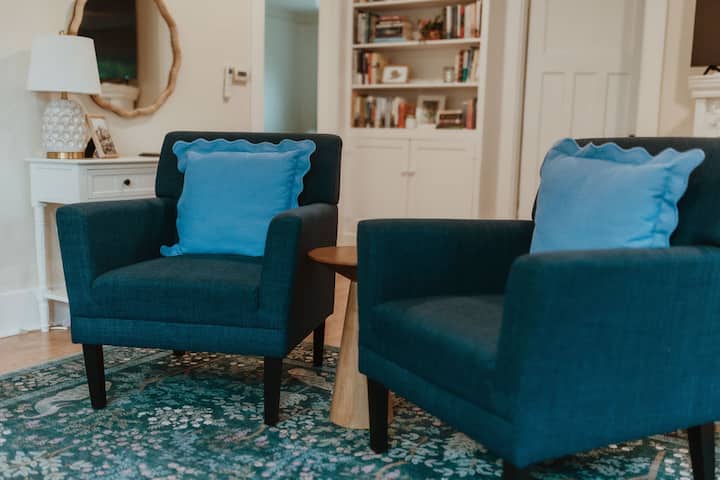 Birdy Bungalow 3br,   Hot Tub, Ac, Near Olympic Np - Port Angeles, Washington