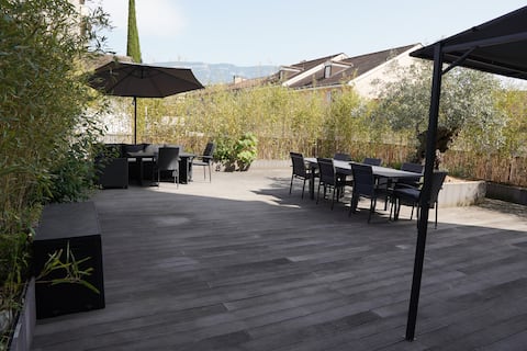 Luxurious 5 rooms with terrace - Geneva center