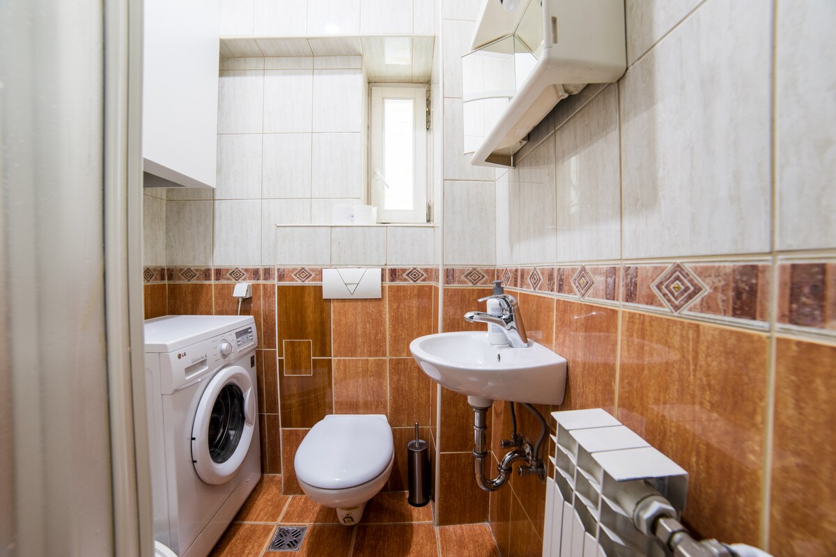 Urban Santiq | City Center