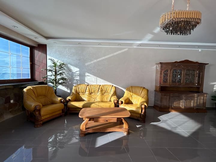 Palais D’azur-villa Piscine+jacuzzi à Fouka Marine - الجزائر